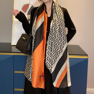新款2023冬季围巾女爆款丝巾春秋百搭高级感披肩两用韩版薄款外搭