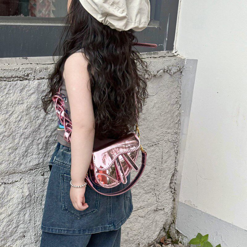 儿童包包女可爱斜挎包时尚公主女孩小宝宝零钱单肩包女童马鞍包潮