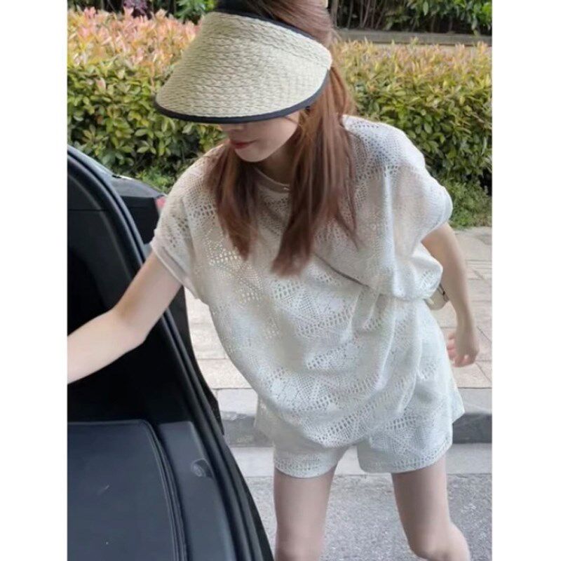 白色镂空蕾丝短袖t恤短裤女套装夏季2025新款搭配薄款上衣一整套