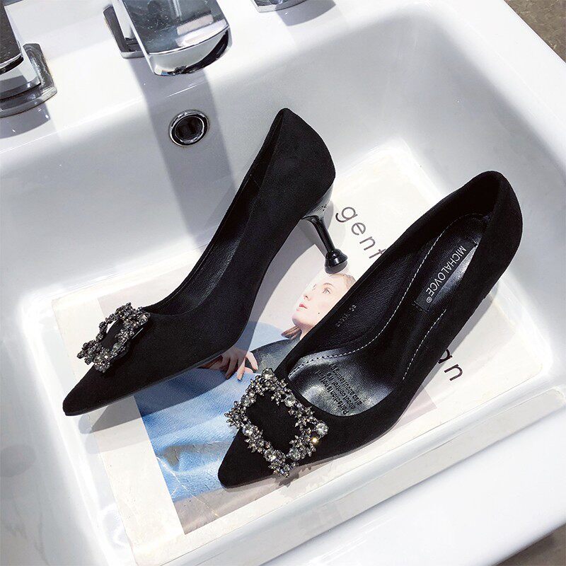 黑色高跟鞋女细跟2021年新款秋冬小大码工作单鞋水钻绒面低跟3cm