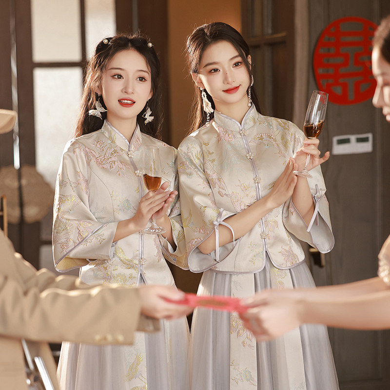 中式伴娘服女2024新款礼服小个子高级感显瘦旗袍汉服姐妹团伴娘裙