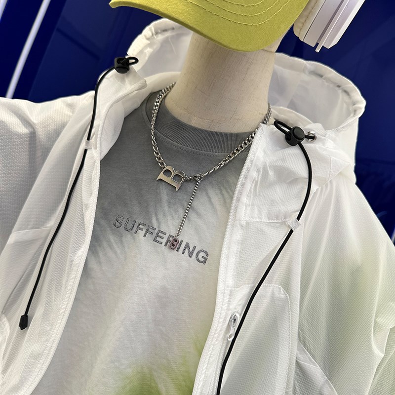 中大童白色连帽防晒衣儿童轻薄透气防晒服男女童款皮肤风衣外套