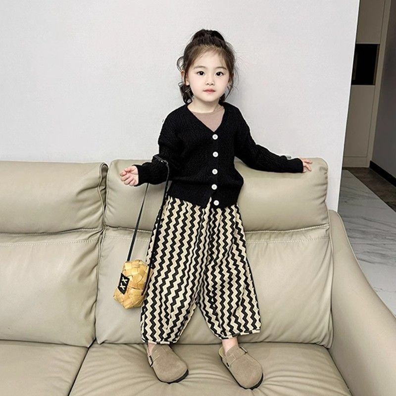 韩国童装2024春秋新款黑色V领针织开衫中小童外套儿童波浪纹长裤