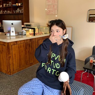 LOGO草写标语绒面发泡卫衣国潮情侣男女加绒帽衫 NVPVVA 秋冬新款