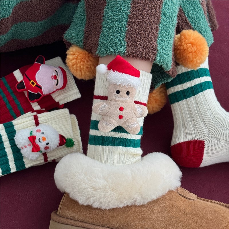 圣诞礼盒袜子女中筒袜可爱玩偶冬季加厚保暖红色粗线圣诞节长筒袜