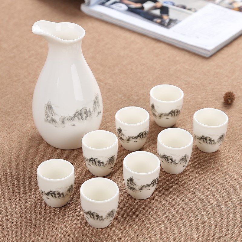 陶瓷酒具套装半斤小酒壶9件套分酒器白酒杯黄酒烈酒酒盅日式清酒