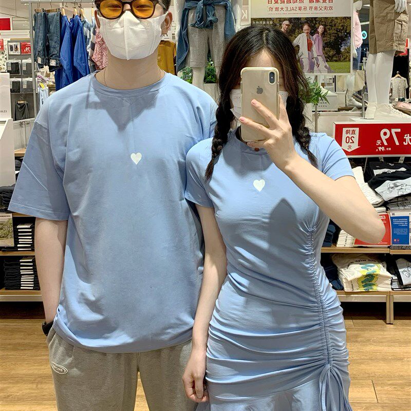 2025新款春夏季情侣装T恤裙套装小众设计感不一样同色.系一裙一衣