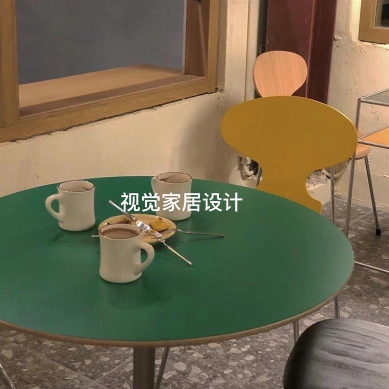 视觉 韩国ins博主中古小户型绿色餐桌伊姆斯不锈S钢咖啡拍照办公