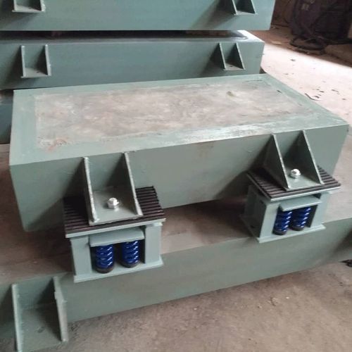 翱翔减震器底座支架减震器台座钢架焊接减震台座水泵混凝土