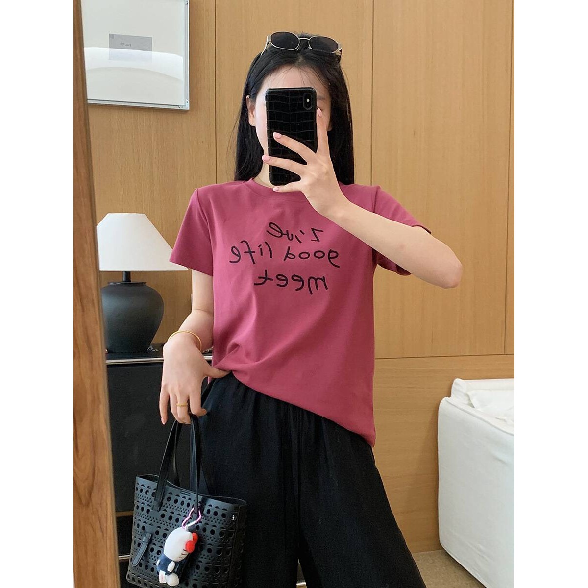 春不晚 麦穗字母T！夏日撞色字母刺绣正肩圆领短袖宽松灰色T恤女