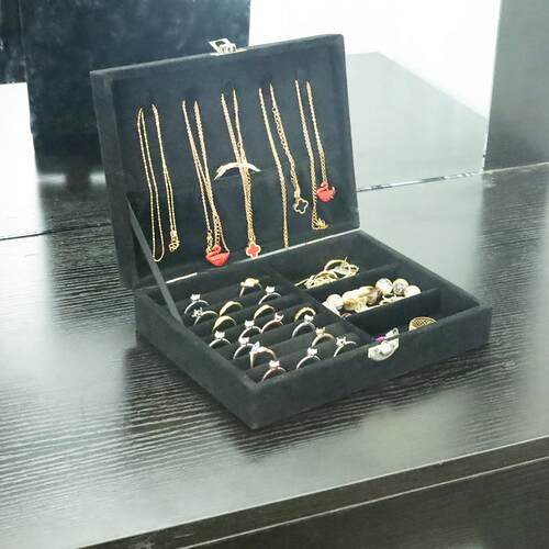 带盖绒布首饰盒防尘耳钉耳环植绒收纳盒手链项链手表梳妆台整理盒