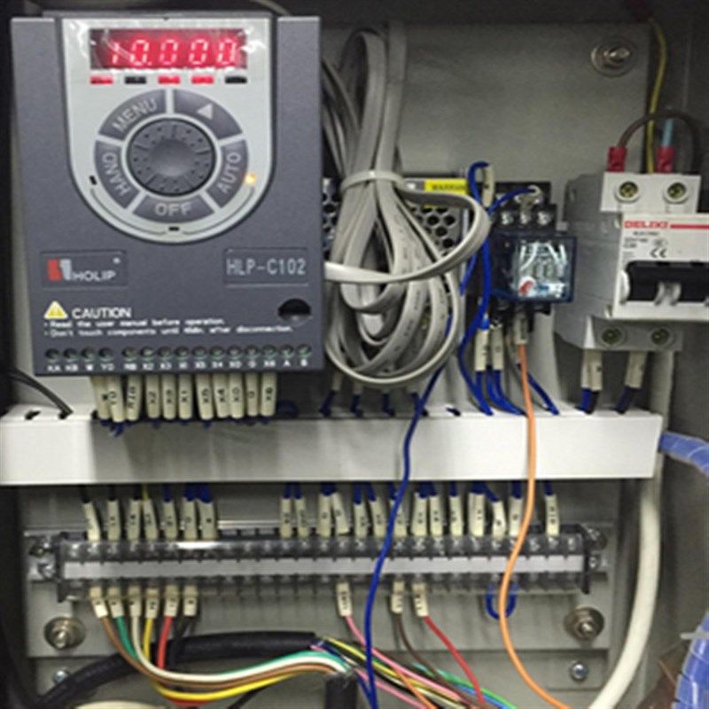 HLPC102海利普门机变频器单相220V1500W