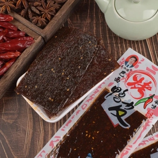 毛湘德巴西烤鸭皮辣条8090后臭干子休闲辣片怀旧童年办公校园零食