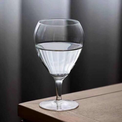 甄选水滴玻璃杯脚杯心形颜值果汁香槟杯水晶玻璃杯烈酒杯闻香杯