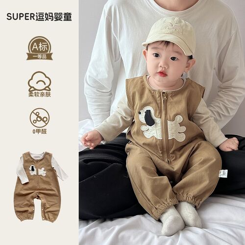 男宝宝秋装婴幼儿秋季套装超萌卡B通背带两件套韩范洋气婴儿外出