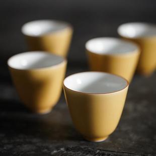 墨己 家用喝茶杯 月黄色釉陶瓷品茗杯 功夫茶具描边小茶杯单杯