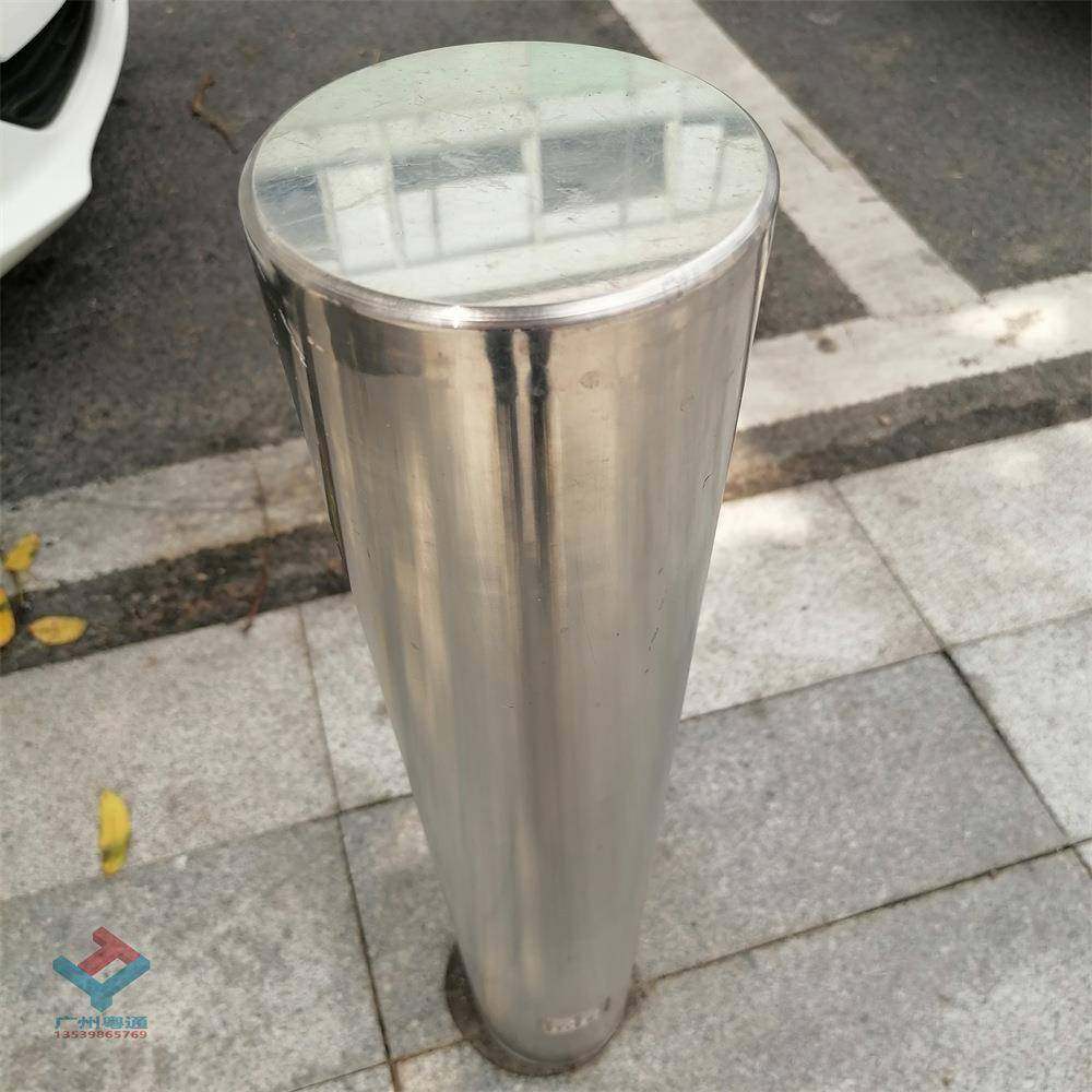 工厂不锈钢防撞柱304材质止车柱人行道挡车桩路口防护路桩