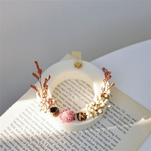 衣柜香薰蜡片室内家居衣橱香氛挂牌固体清新剂香薰腊片伴手礼香薰