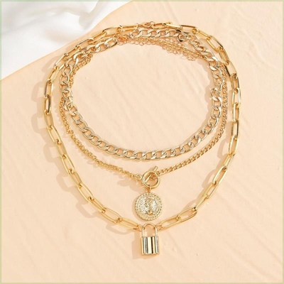 2023a Multilayer Gold Color Thick Chain Lock Pendant Necklac