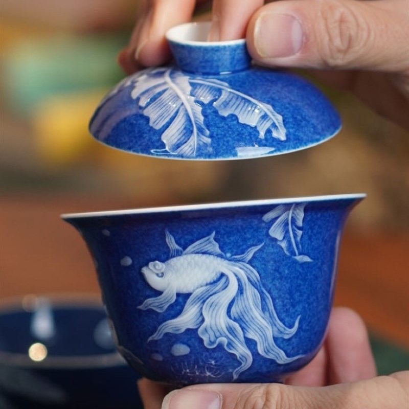 小雅家b禅度景德镇手洒蓝釉堆白香蕉叶鱼普洱杯大师杯盖碗