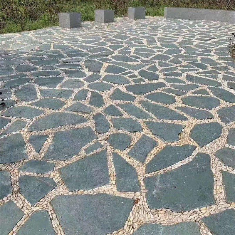 定 制红砂岩毛石料草坪石置石踏步石可按客户需求定 做地铺石材