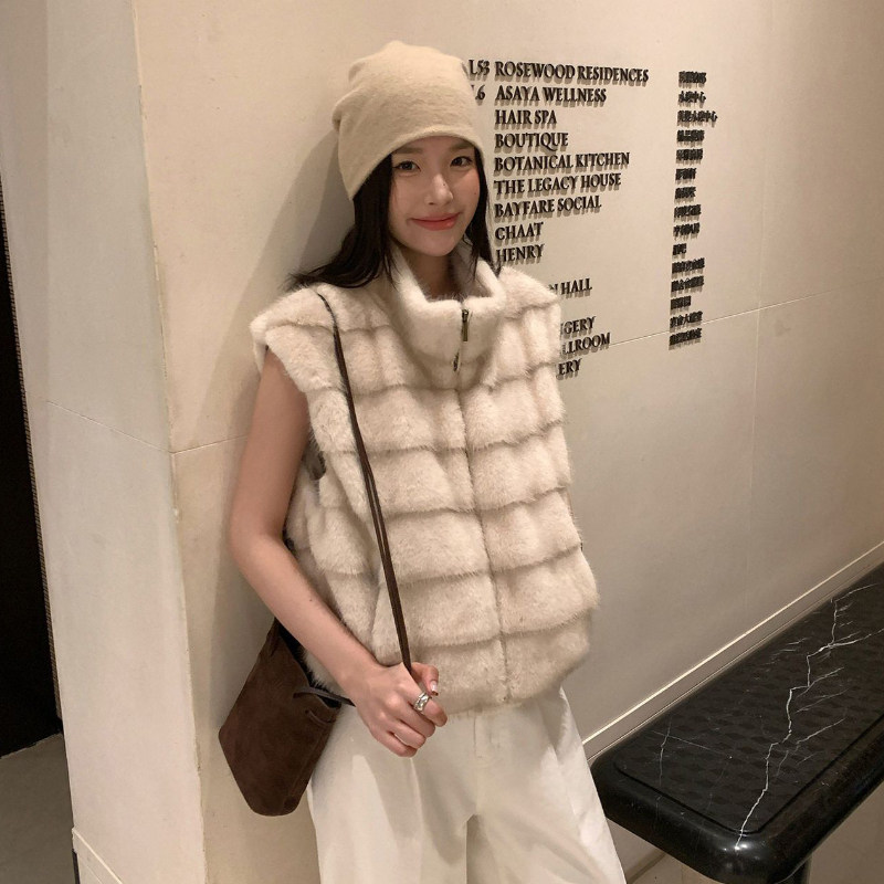 复古风立领仿貂皮马甲女秋冬季气质保暖无袖毛毛拉链外套