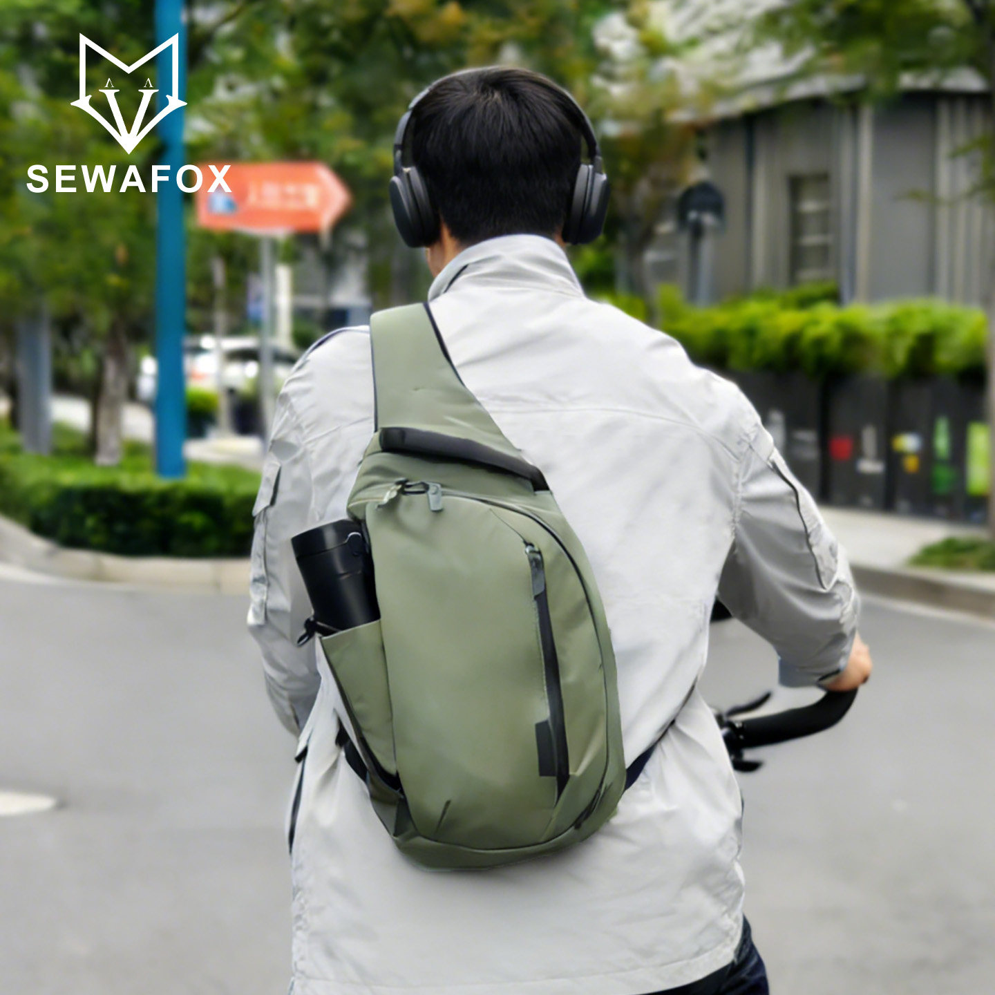 男士斜挎包户外骑行包机能风背包日常通勤包多功能男包单肩包男款