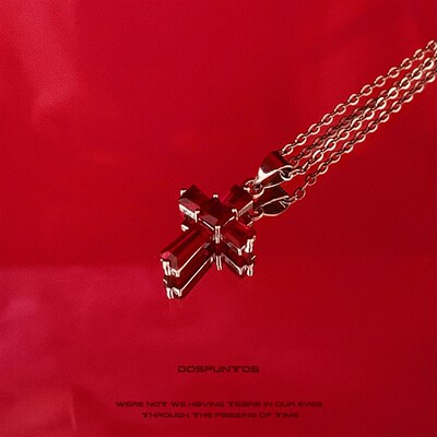 DosPuntos 在无爱之森呐喊 红色十字架项链嘻哈y2k欧美辣妹锁骨链