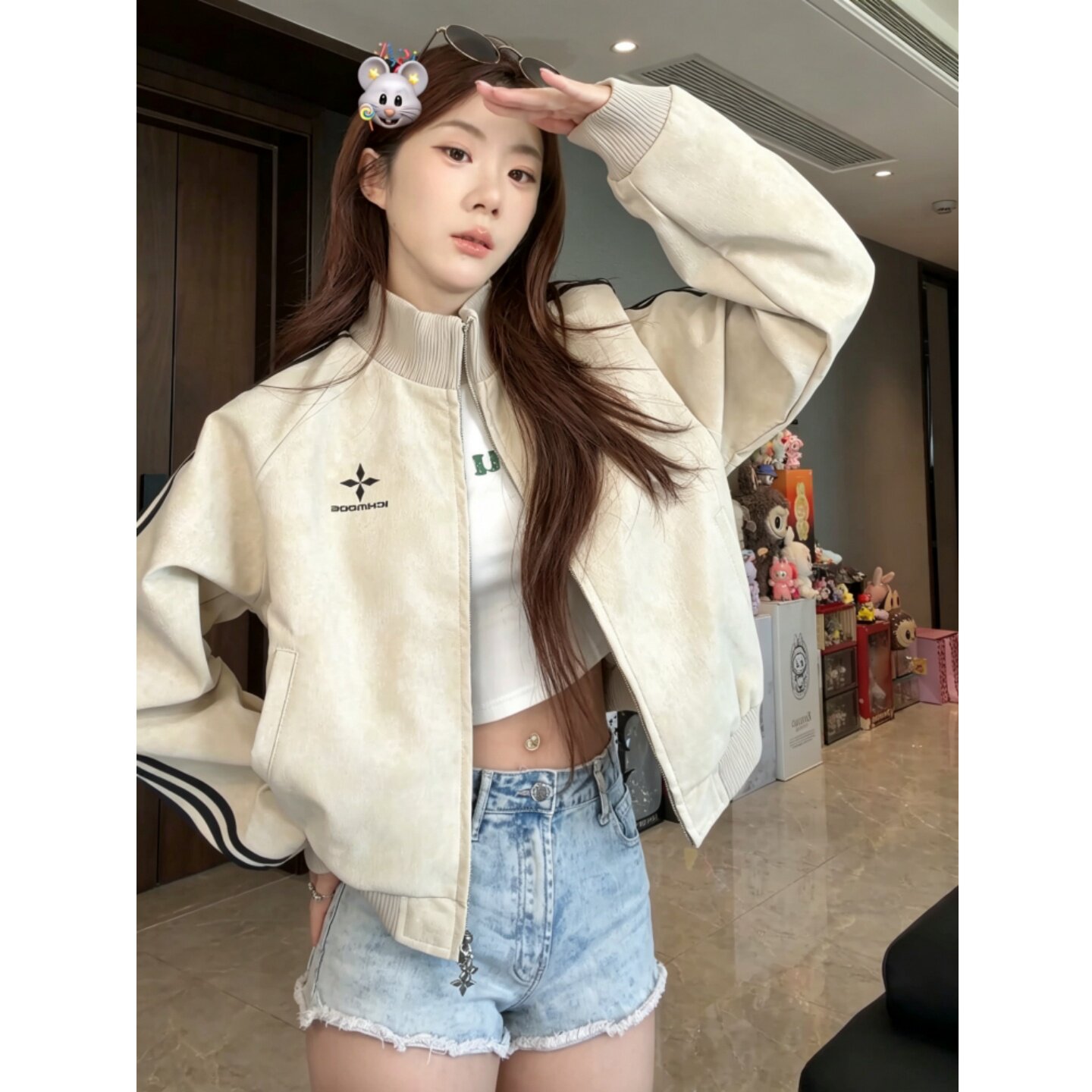 三条杠撞色PU皮立领运动夹克图片