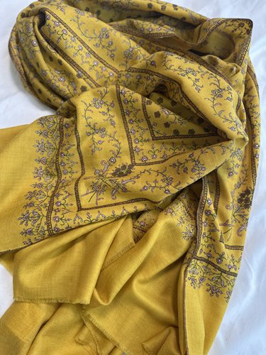 微针刺绣藤蔓jama姜黄色独特边克什米尔手工披肩围巾