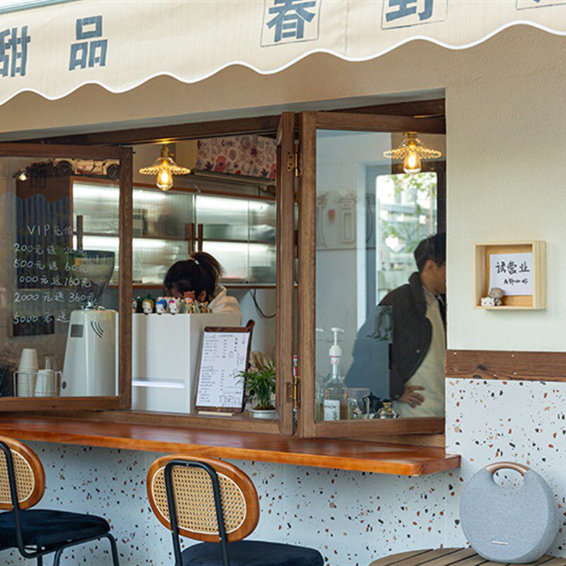 定制实木左右推拉折叠窗户 v咖啡奶茶店樟子松实木原木左右折叠窗
