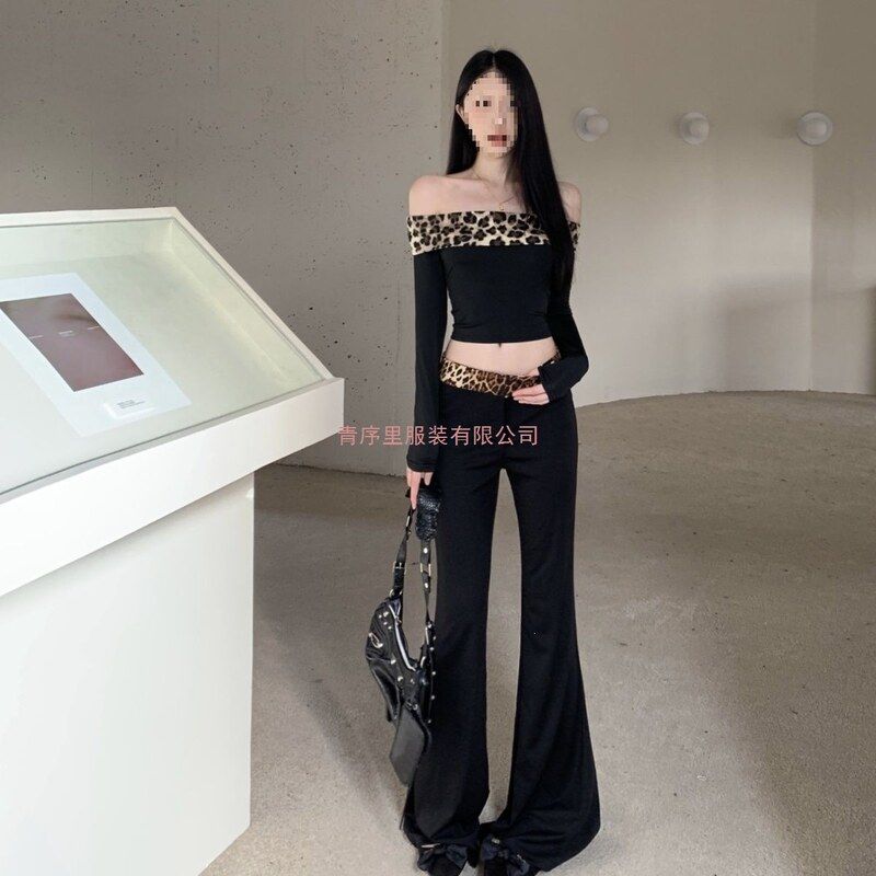 一字肩豹纹拼接长袖T恤女春季美式辣妹套装微喇叭休闲长裤两件套