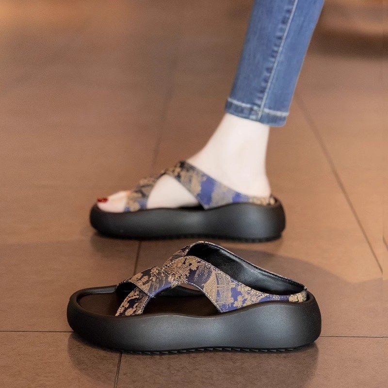 凉拖鞋女夏季外穿2025新款厚底休闲沙I滩凉鞋时尚孕妇踩屎感一字,女鞋,一字拖,淘宝优惠券,粉丝福利购,淘宝优惠卷