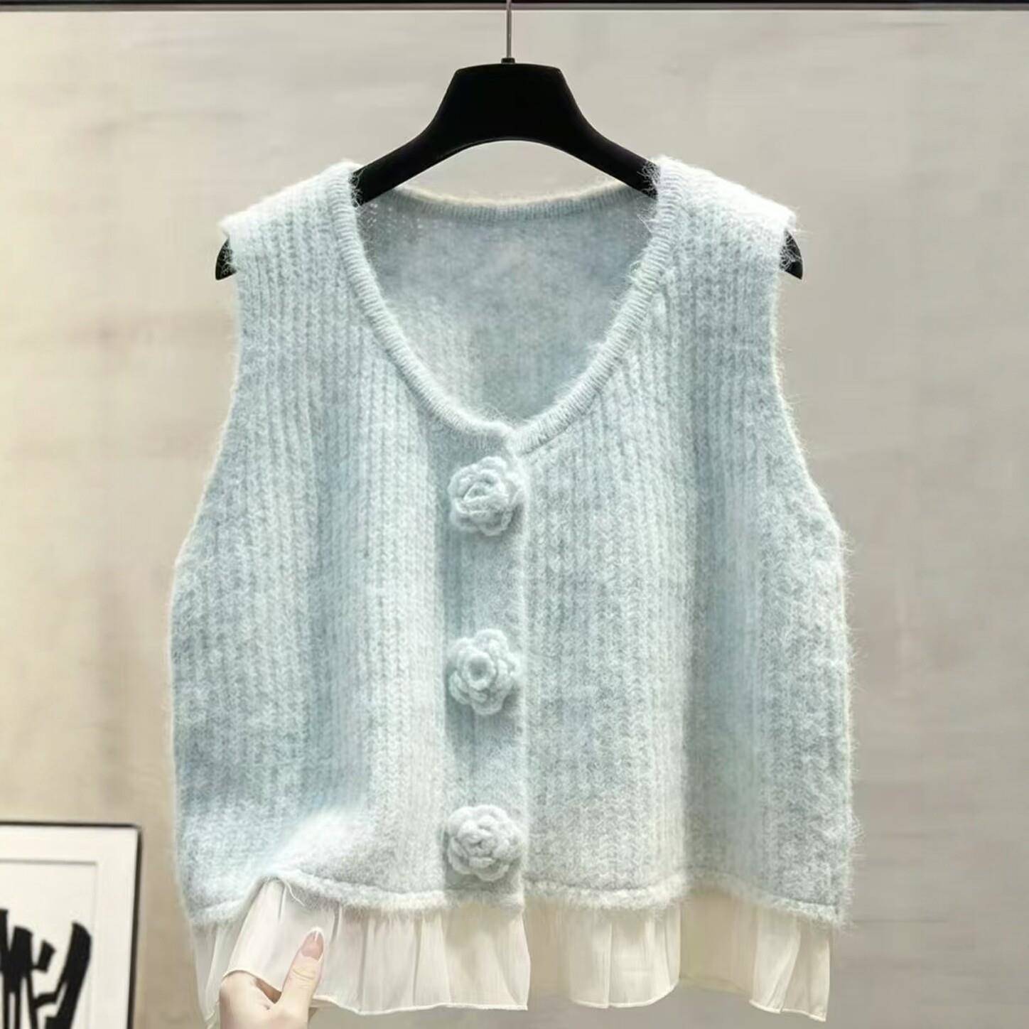 新品拼接蕾丝开衫马甲背心女2026春秋新款宽松叠穿针织衫毛衣坎肩