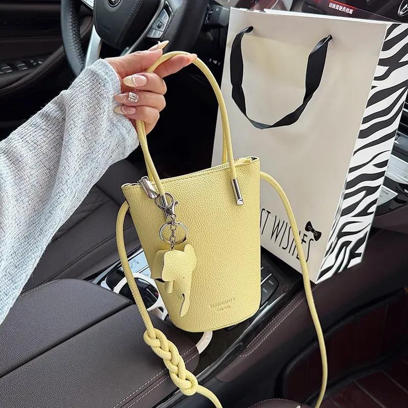 新品真皮质感水桶包2025新