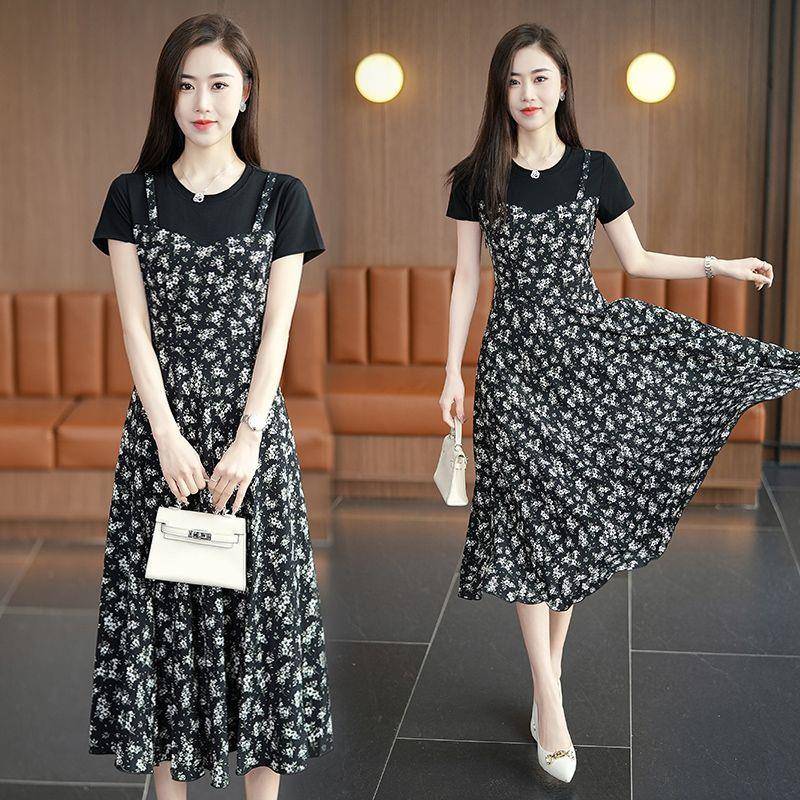 新品2026新款连衣裙女洋气拼接短袖长裙假两件遮肚显瘦胖mm气质碎