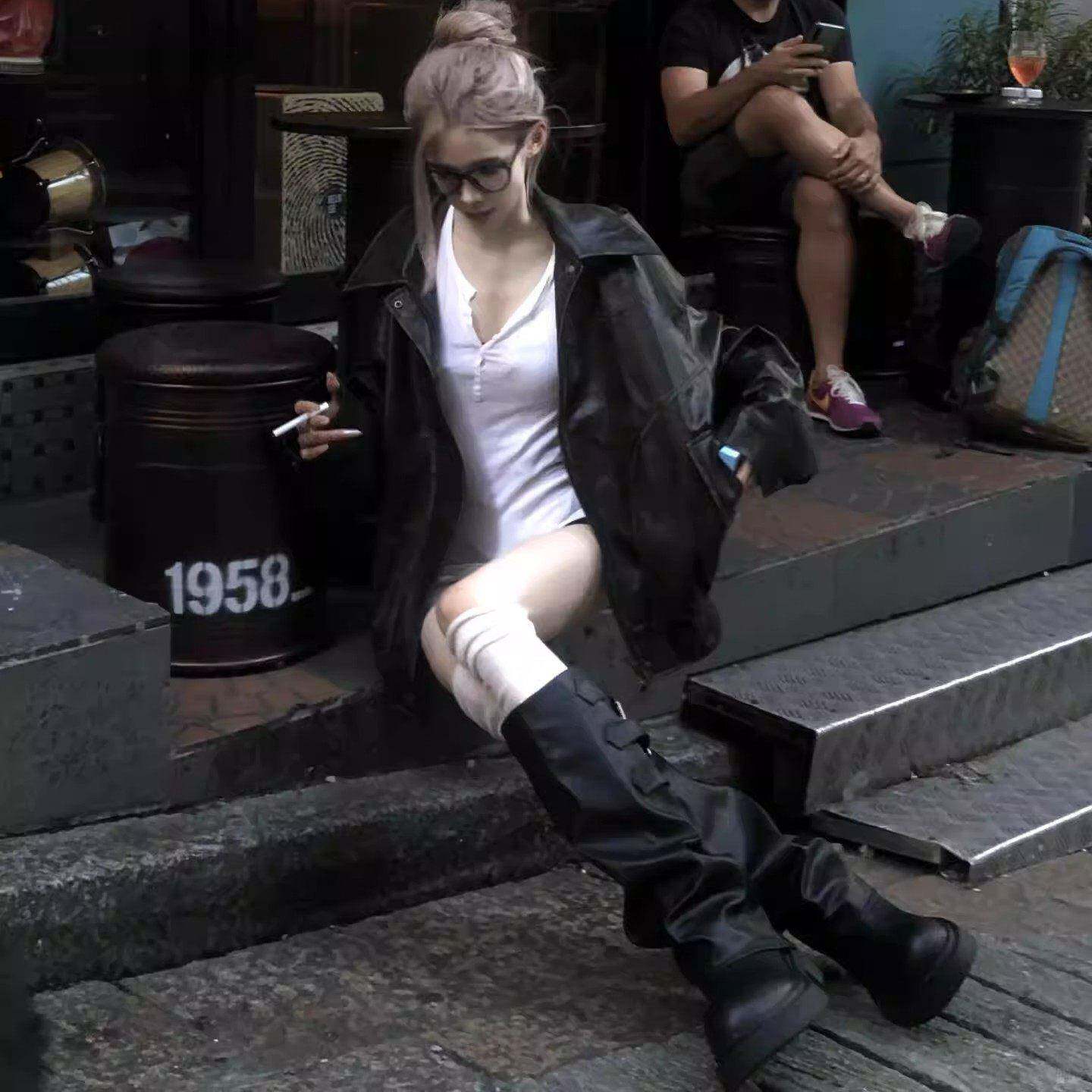 新品高级感黑色卡通印花皮衣外套女2026春秋宽松显瘦百搭机车服夹