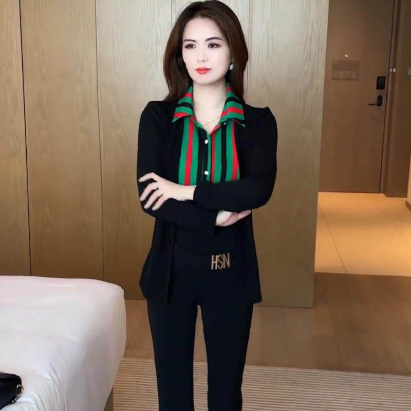 新品假两件针织条纹衬衫女士春秋新款时尚减龄长袖开衫洋气妈妈装