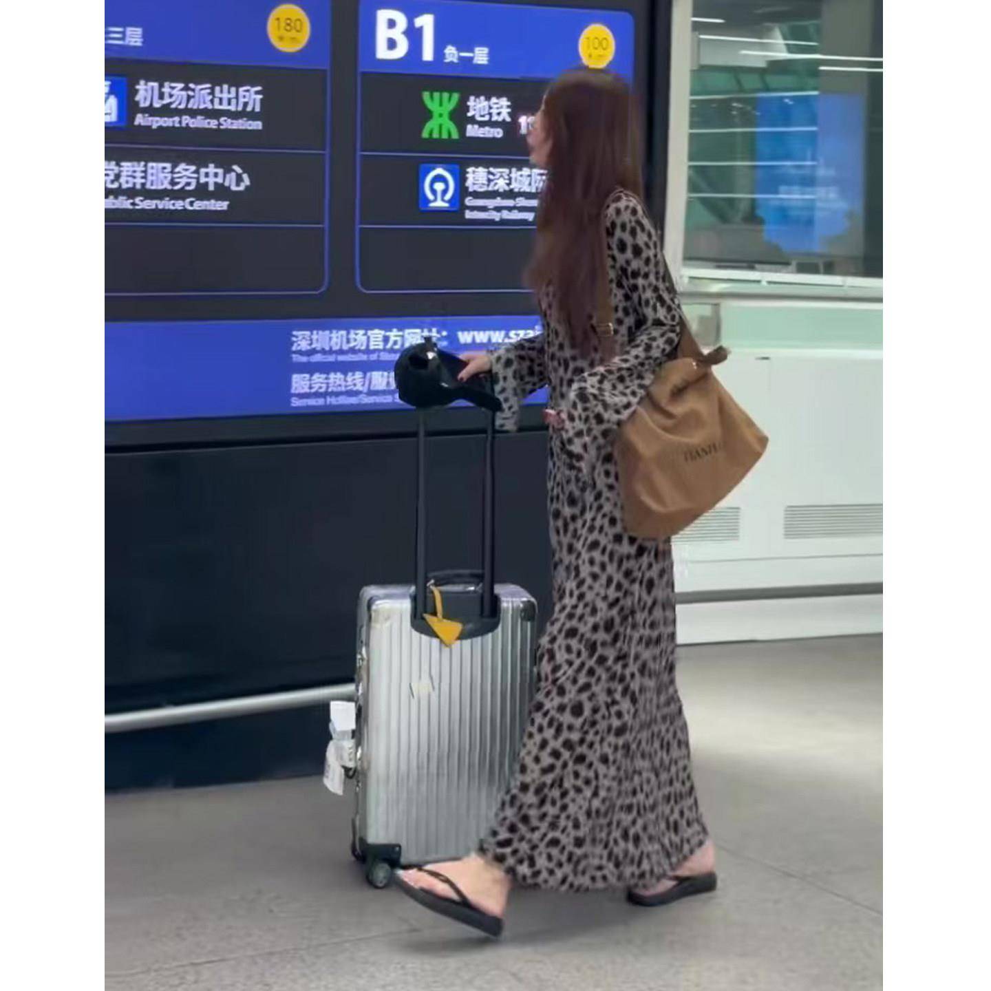 新品复古豹纹风长款连衣裙女2026秋新款气质减龄百搭显瘦穿搭网红