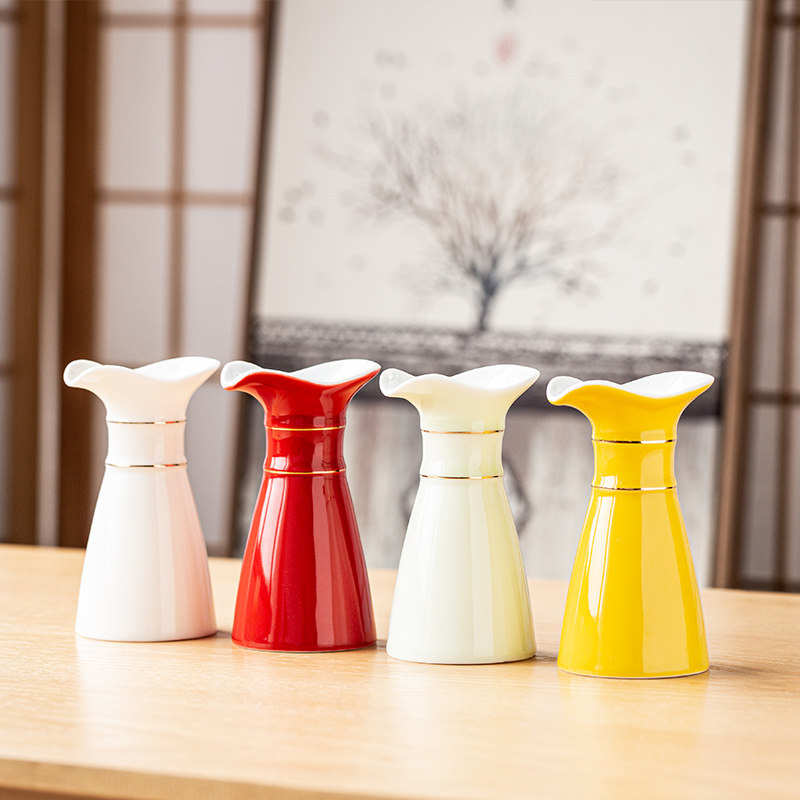 羊脂玉陶瓷日式清酒壶烈酒杯小号酒具套装礼盒白酒高脚一口杯金属