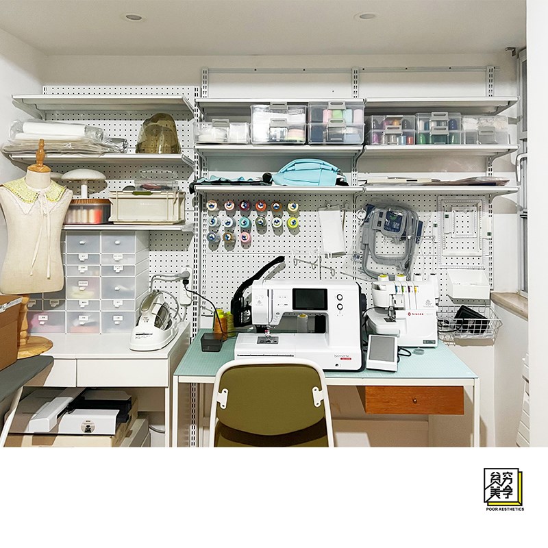 贫美墙上置物架一字隔板金属书架可移动厨房上墙架多层层板收纳架