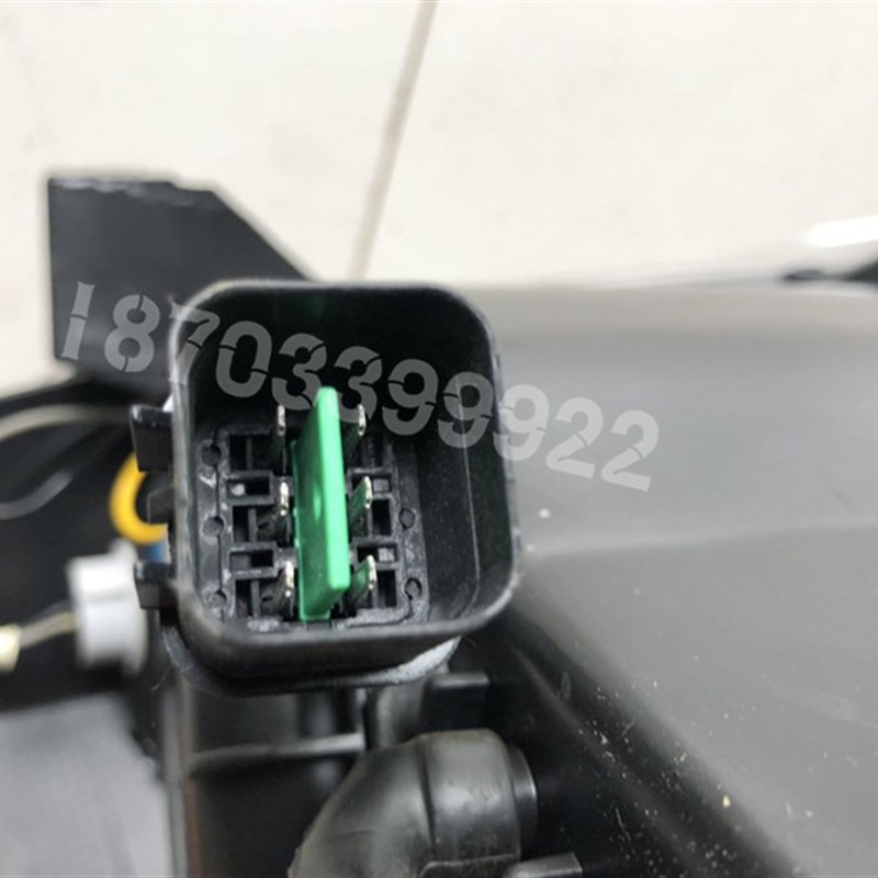 适配雷军L3L6瑞易江铃E100四轮电动汽车配件前照灯总成远近光大灯