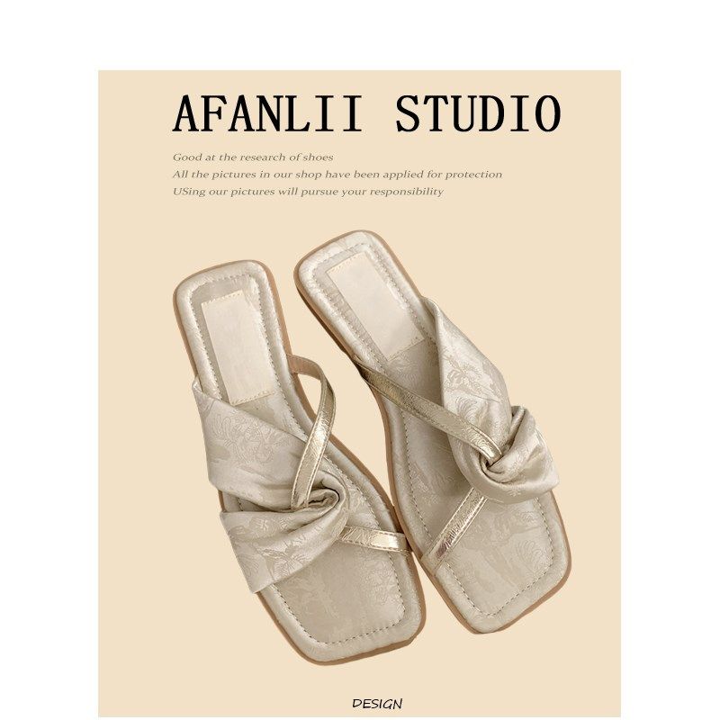 外出拖鞋女2025新款夏季外穿设计感小众绸L缎交叉带方头平底凉拖,女鞋,一字拖,淘宝优惠券,粉丝福利购,淘宝优惠卷