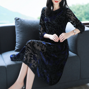 女装 中长款 高端气质2020新款 连衣裙女长袖 丝绒烧花长裙冬 秋季 大码