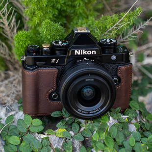 摄侣适用尼康zf皮套z5二代保护套z30Z50二代相机包zfcZ63相机套z5z6z72皮壳Z6III真皮底座肩带复古微单配件