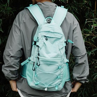 高颜值短途旅行包女生大容t量户外徒步登山背包小众轻便旅行双肩
