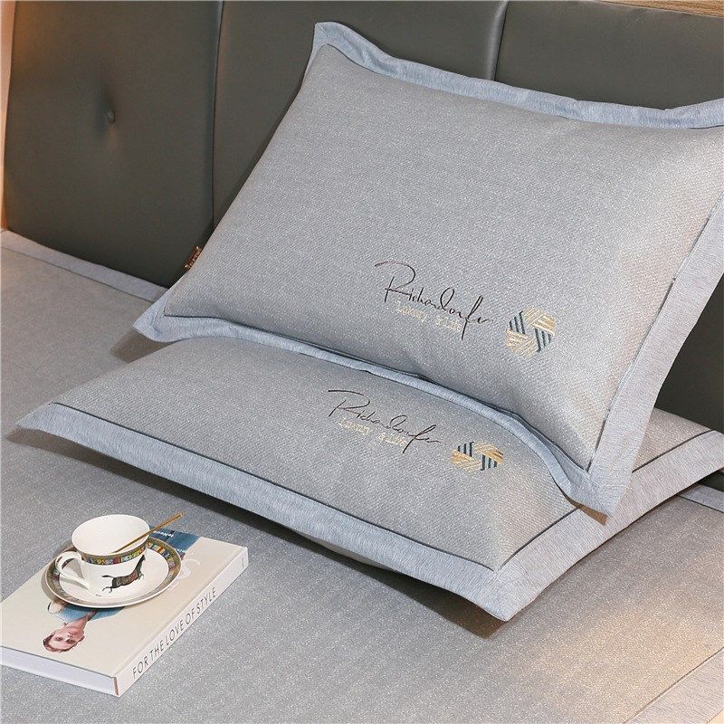 益良夏季面凉席枕头夏天冰丝枕凉枕头冰藤席枕一只装