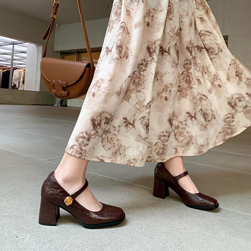 法式高跟山茶花玛丽珍鞋