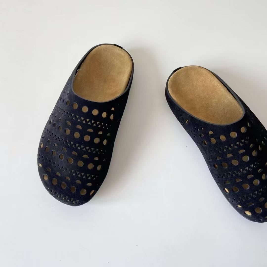 2025新款小众雕花镂空包头拖