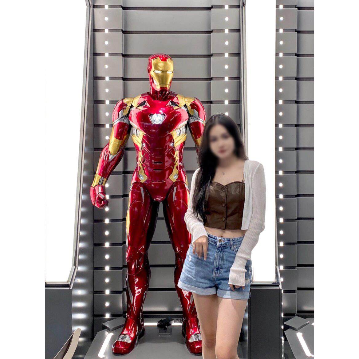 钢铁人客厅装饰发光模型漫威MK1比1全身开业网红雕塑大型落地摆件